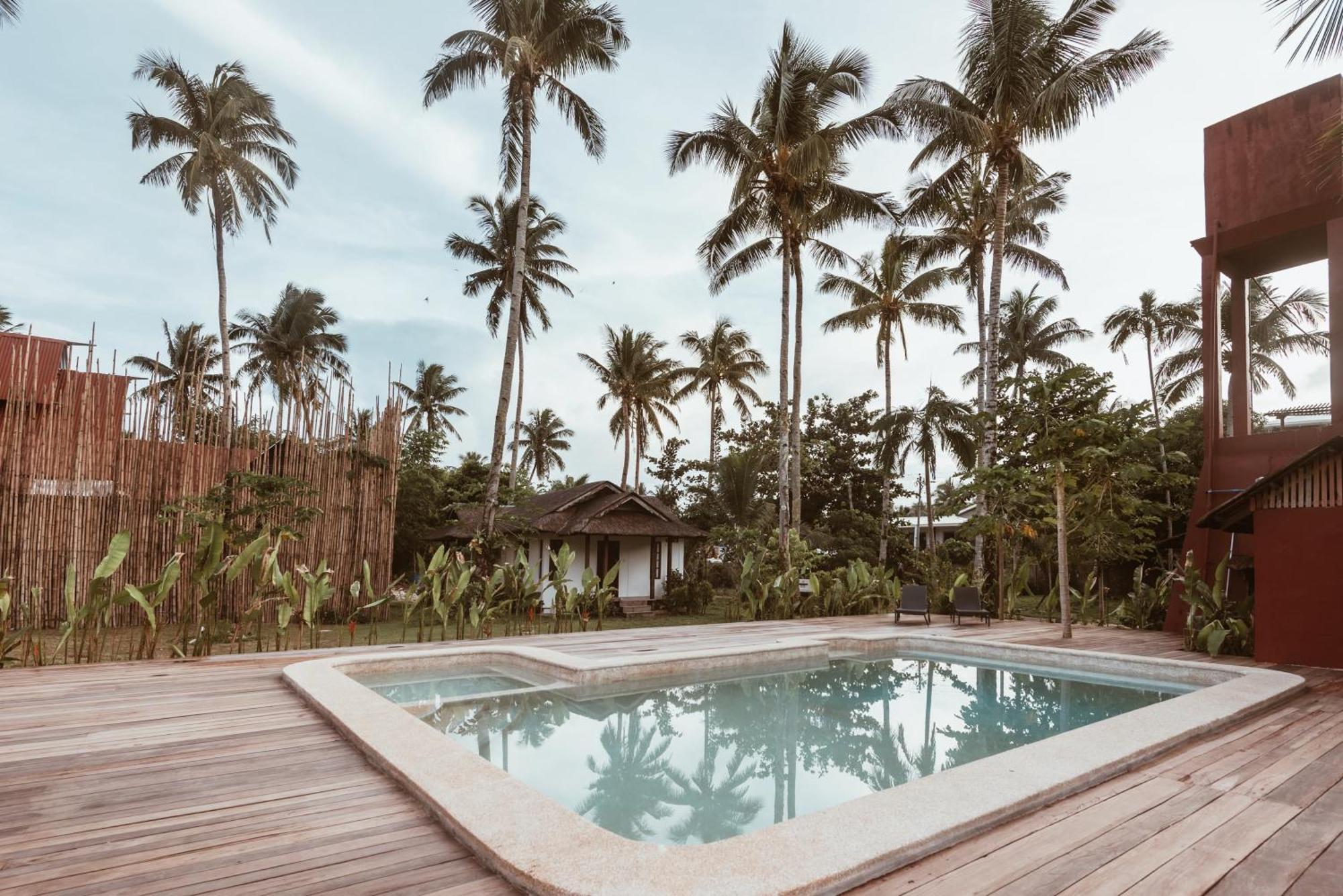 Alon Cloud9 Beach Front Catangnan Extérieur photo